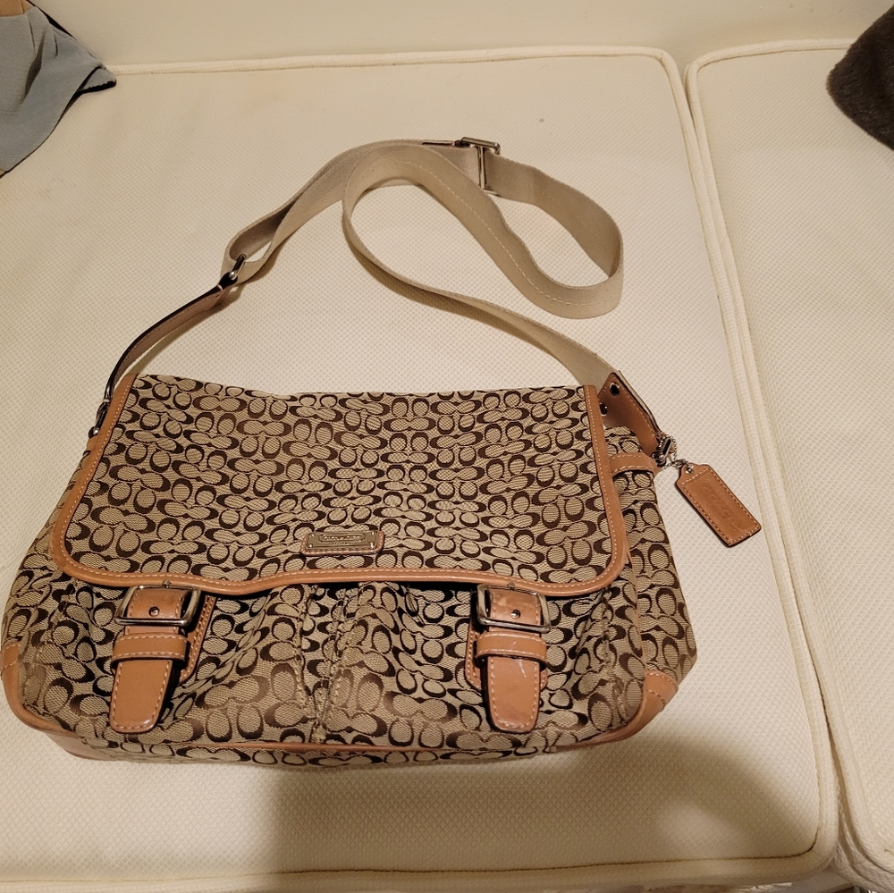 Coach Crossbody Mail Carrier Bag Gem